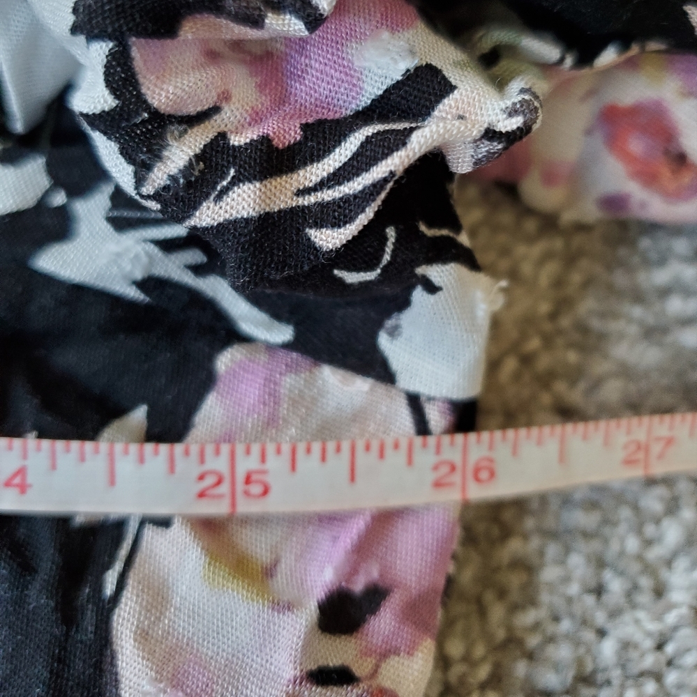 Torrid plus floral swiss dot long sleeves tiered midi dress, 3XL, black - Picture 9 of 12